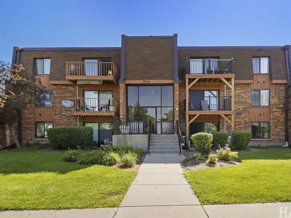701 Limerick Ln APT 3A, Schaumburg, IL 60193
