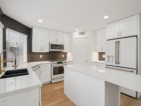 7452 E MILAGRO Avenue, Mesa, AZ 85209