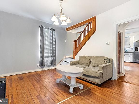 4th image of 92 Park Ave