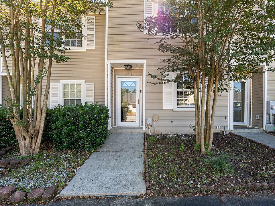 4714 Brookwood Dr #1