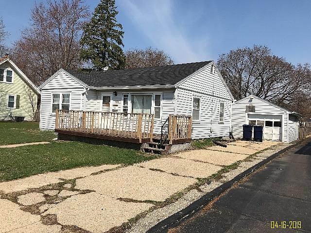 1st image of 1424 W Memorial Dr