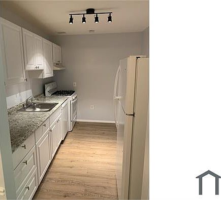 2nd image of 5206 Newton St APT 202