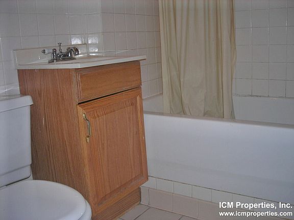 4th image of 5045 N Damen Ave #5059-1E