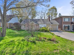 29 Robin Hood Rd, Toronto, ON M9A2W6