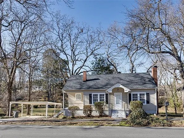 1006 Uwharrie St, Asheboro, NC 27203