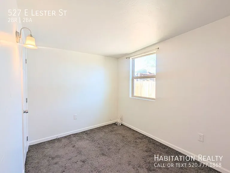 527 E Lester St — Photo 11