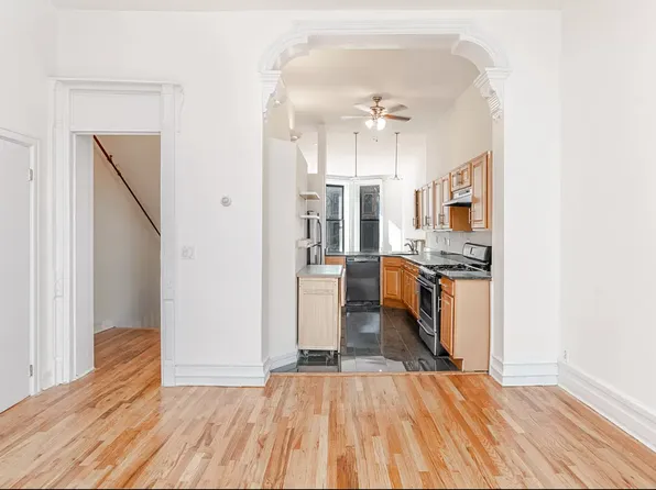 535 Washington Avenue image 4 of 20