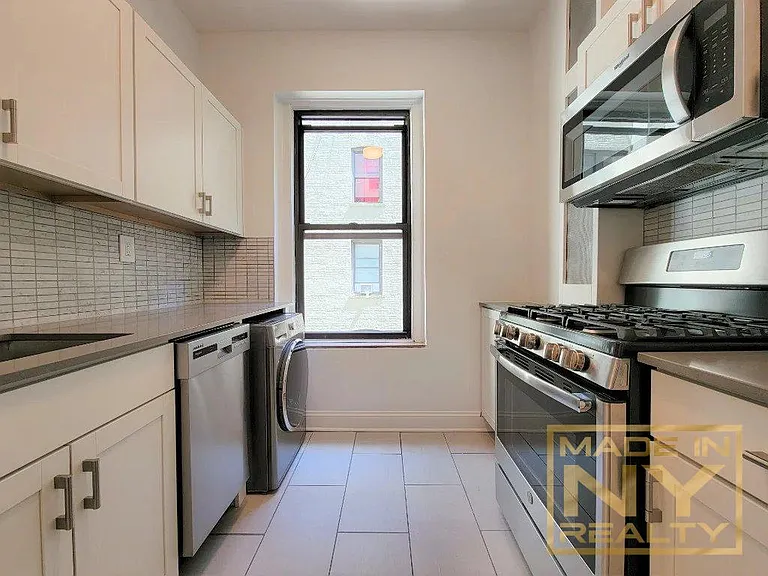 30-64 34th St #2E — Photo 1