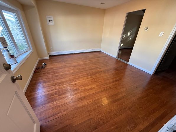 13-00 Journal Ave #1