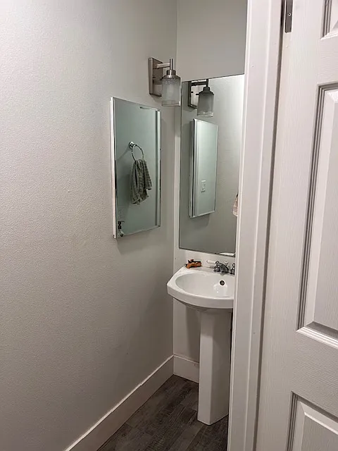 2 bed, 1.5 bath, 1258 sqft, $3,200 — Photo 4