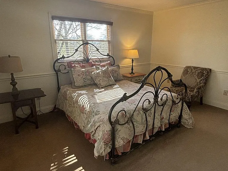 560 Chalet Village Ln #560 — Photo 7