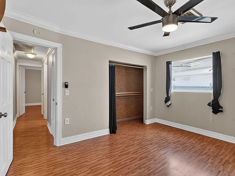 1005 Selkirk St — Photo 19