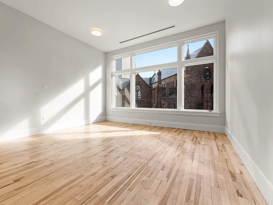 130 N Pearl St #304