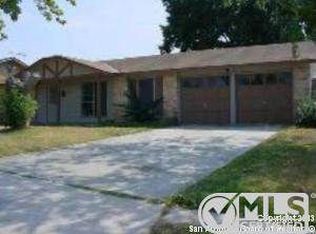 9730 Gold Dust Dr, San Antonio, TX 78245