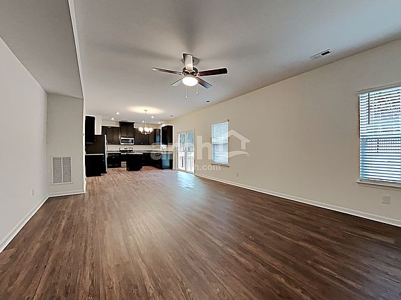 5th image of 5038 Twin River Dr