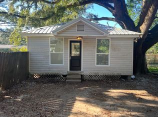 302 Hope Dr, Pensacola, FL 32534