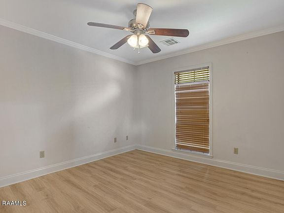 2nd image of 506 Beacon Dr
