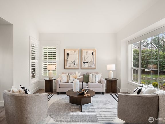 4th image of 19640 88th Place NE