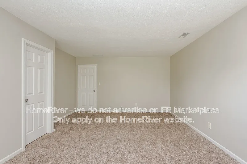 3 bed, 2.5 bath, 1717 sqft, $2,025 — Photo 4