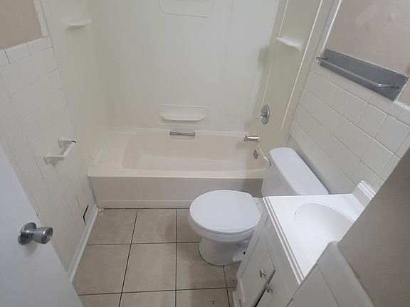 2nd image of 3507 Belmar Ave
