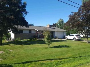 2220 E Stewart Rd, Midland, MI 48640