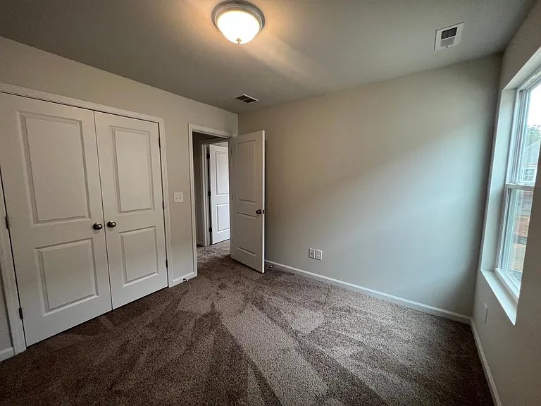 640 Cam Cir — Photo 21