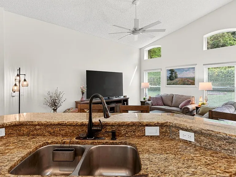 5477 Glen Oak Pl — Photo 45