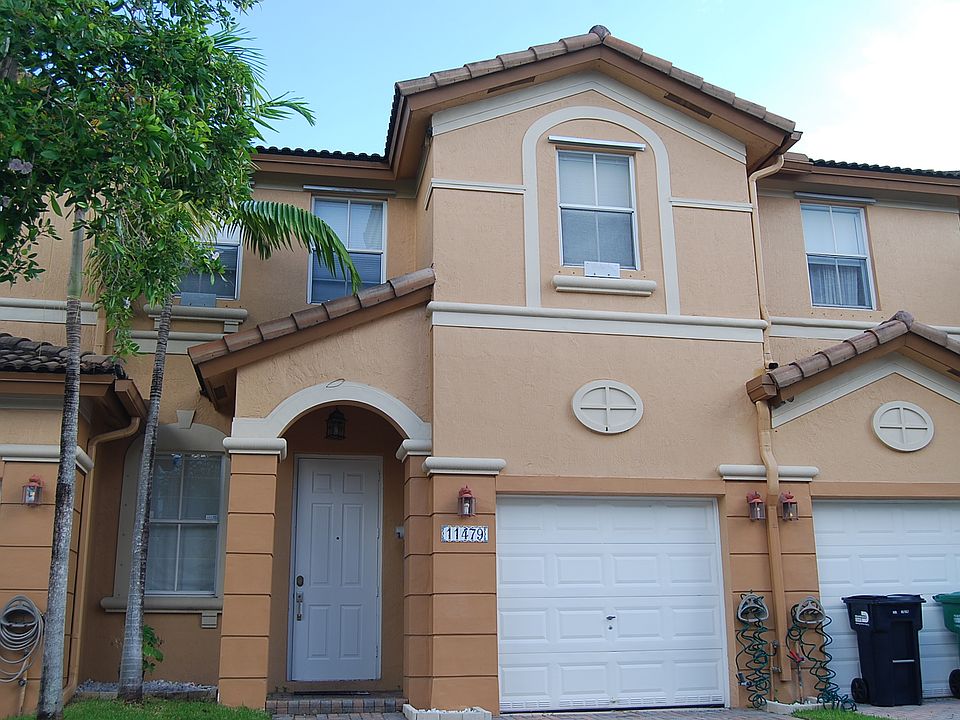 1st image of 11479 NW 76th St