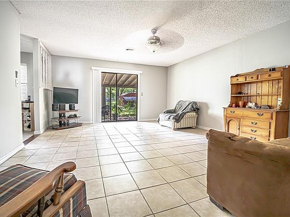 2nd image of 2308 S Clover Dr