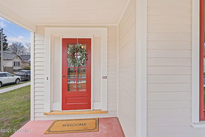 3rd image of 113 Vley Road