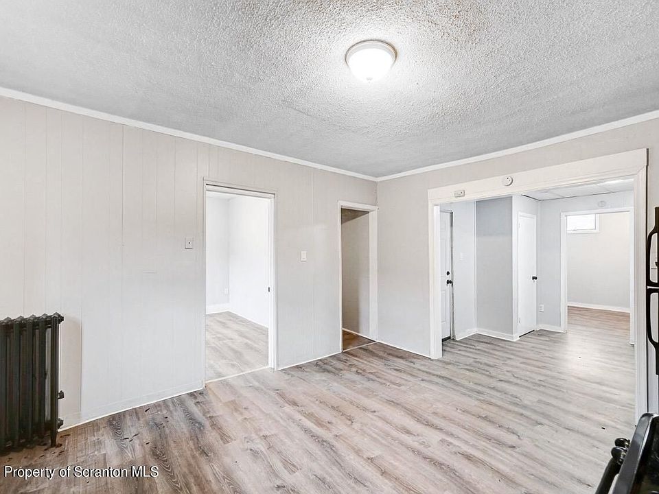 1st image of 152 N Washington St #3