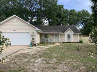 2751 Honeywood Dr, Pensacola, FL 32514