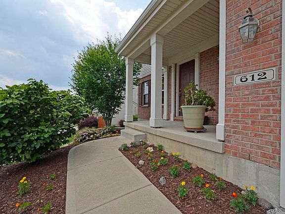 2nd image of 612 Wood Bluff Ln