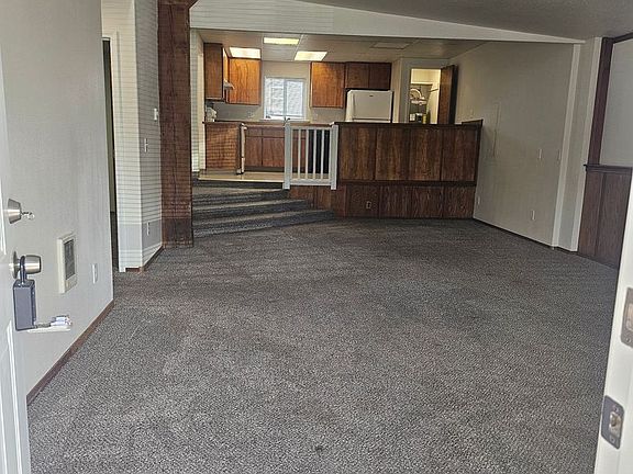 3rd image of 300 2nd Ave APT A