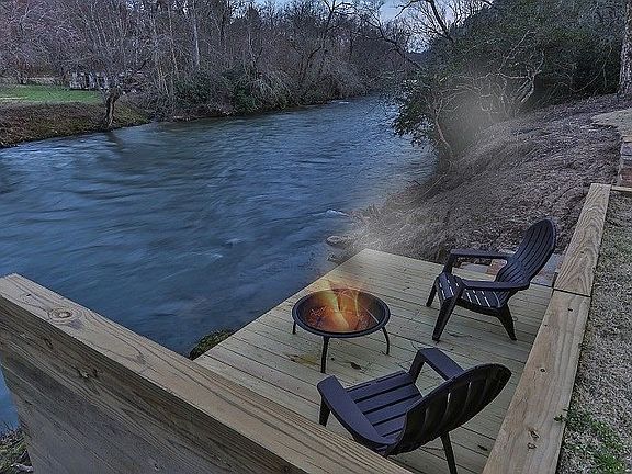 4th image of 404 West River Trace Ln Trce