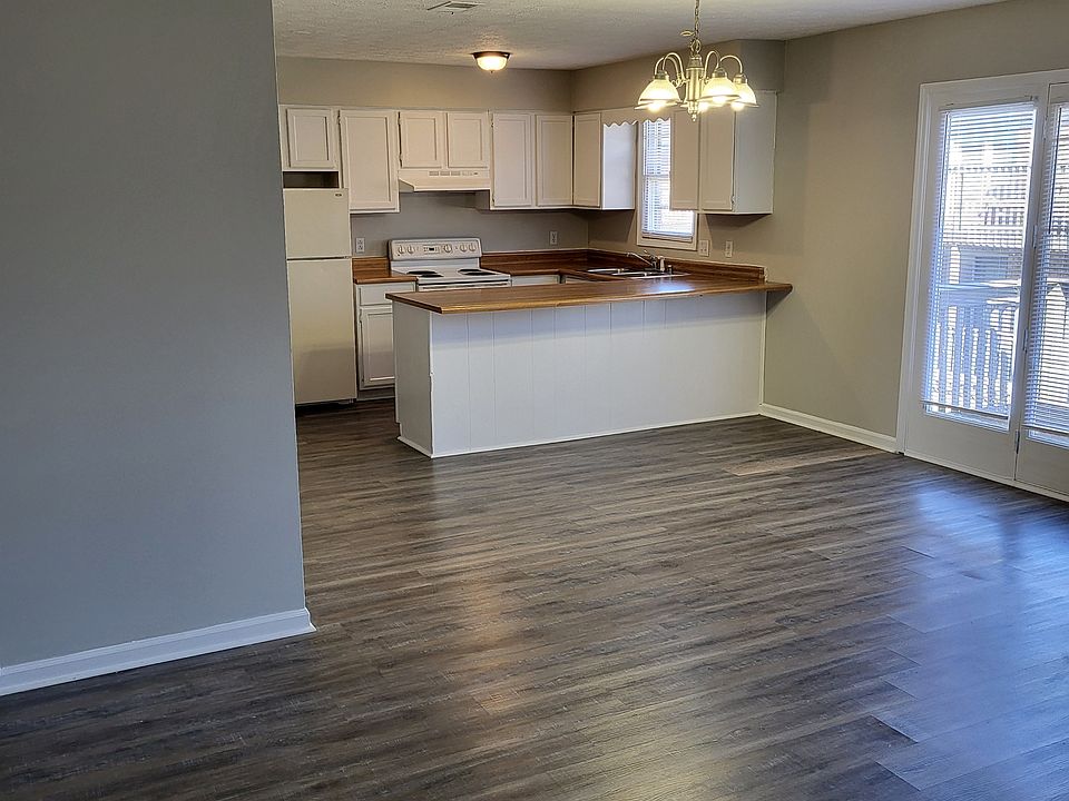 1st image of 1657 Foxhaven Ct #5