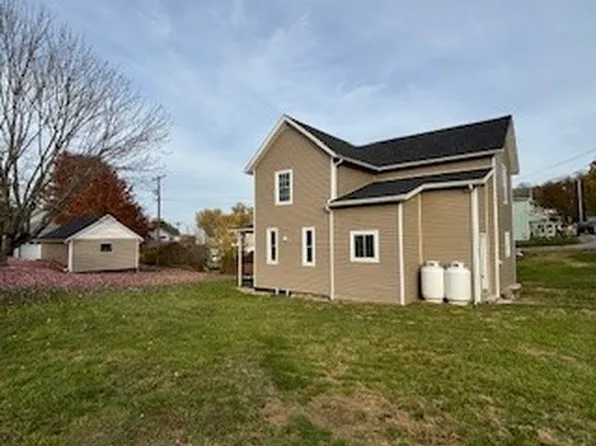 803 Everson St, Scottdale, PA 15683