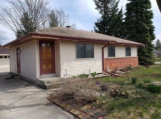 6913 Revere Rd, Racine, WI 53402