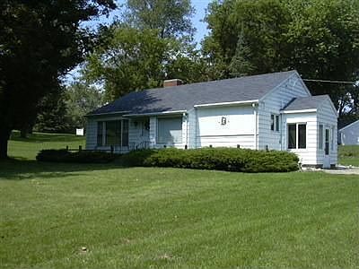 1st image of 211 W Bacon St