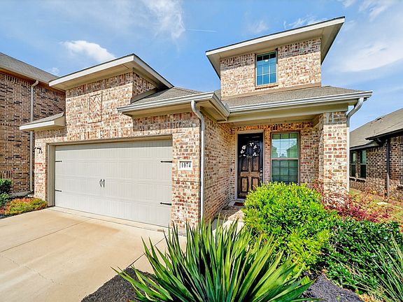 2nd image of 1074 Norias Dr