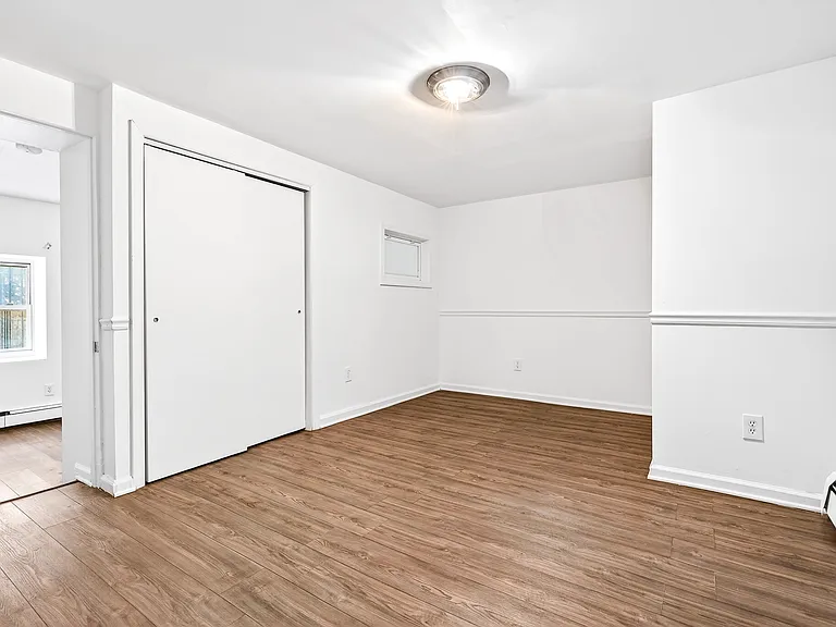 135 Van Wagenen Ave #G — Photo 4