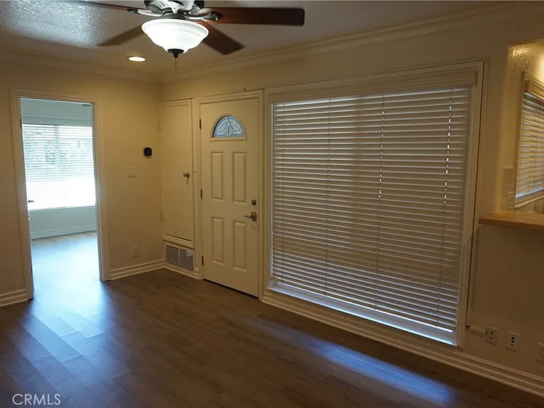 2423 Minuteman Way — Photo 10