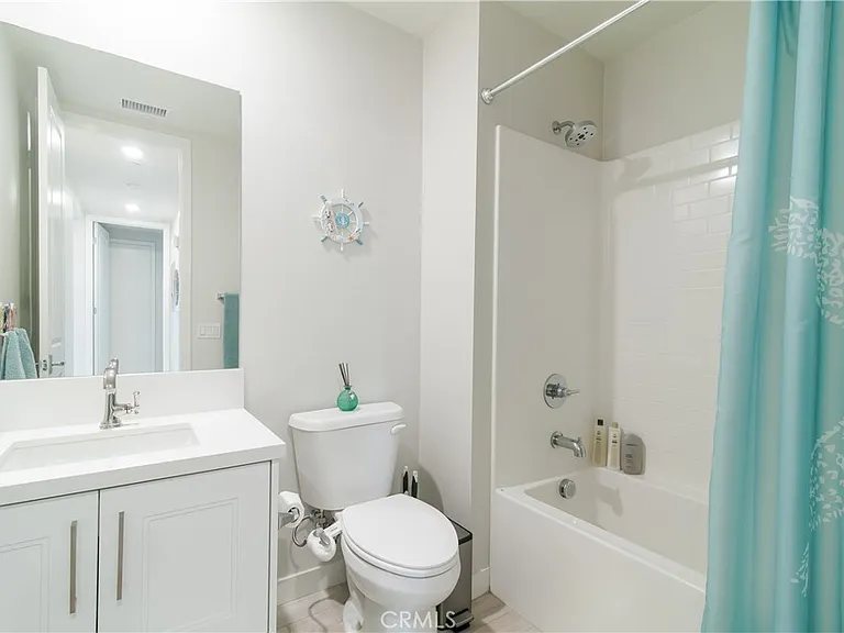1519 Doheny Way — Photo 17