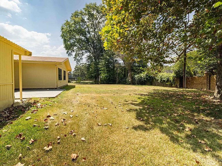 3 Sidney Dr — Photo 4