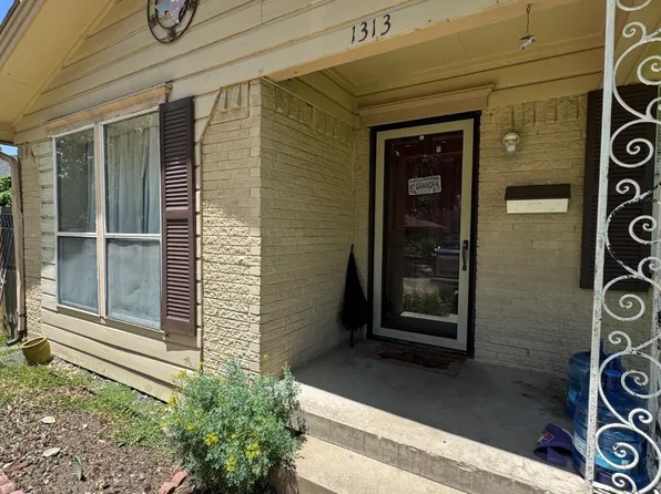 1313 Caldwell Dr, Garland, TX 75041