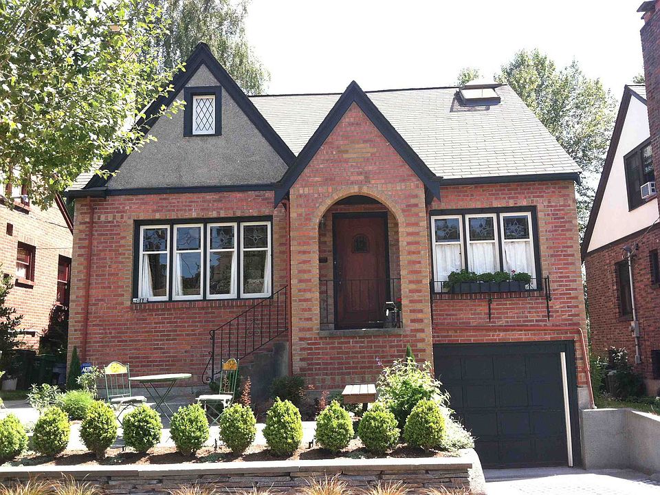 2nd image of 4818 38th Ave NE