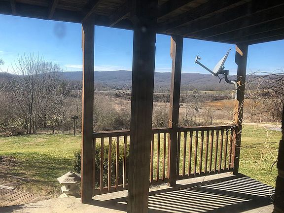 4th image of 2017 Carroll Dr