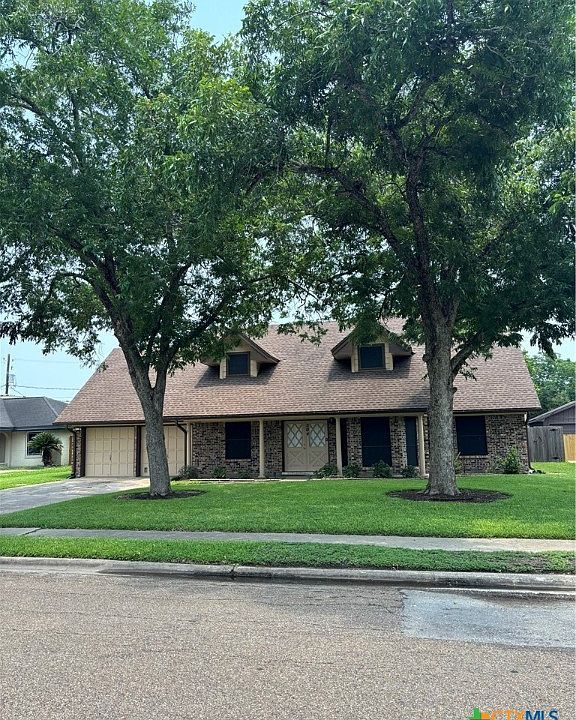 1st image of 204 Tanglewood Dr