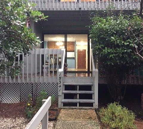 2nd image of 15341 Kingsbury Cir