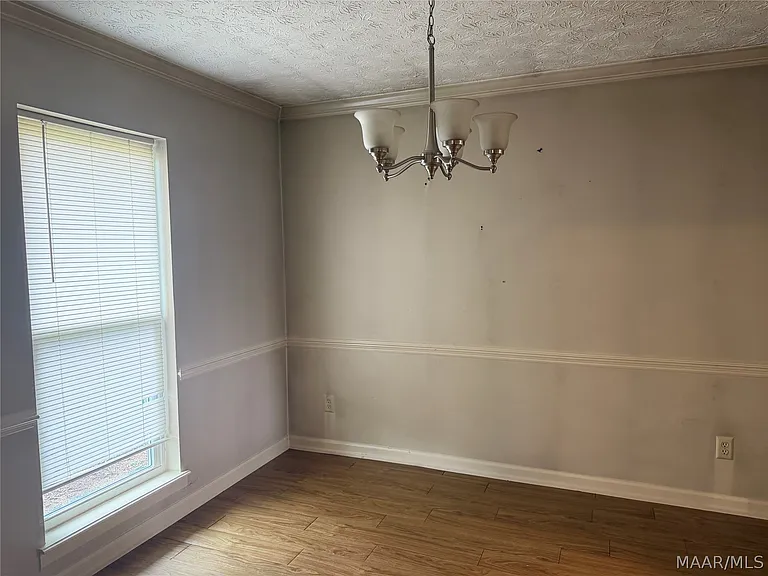 803 Summer Ln — Photo 7